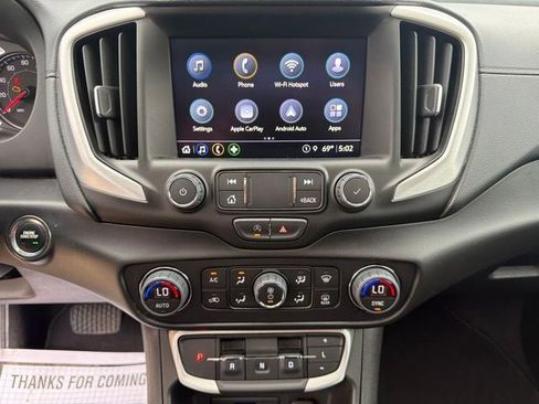 Used 2022 GMC Terrain SLT w/ Tech Package AWD/4WD image 13
