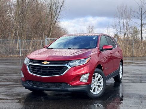 Used 2019 Chevrolet Equinox LT w/ Driver Convenience Package image 1