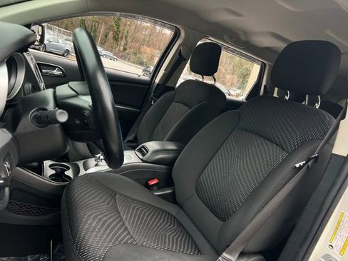 Used 2018 Dodge Journey SE w/ Connectivity Group image 12