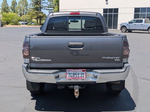 Used 2013 Toyota Tacoma PreRunner w/ TRD Off-Road Pkg RWD image 7