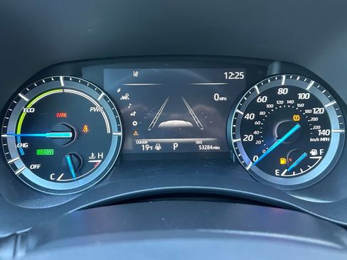 Used 2021 Toyota Highlander XLE image 44