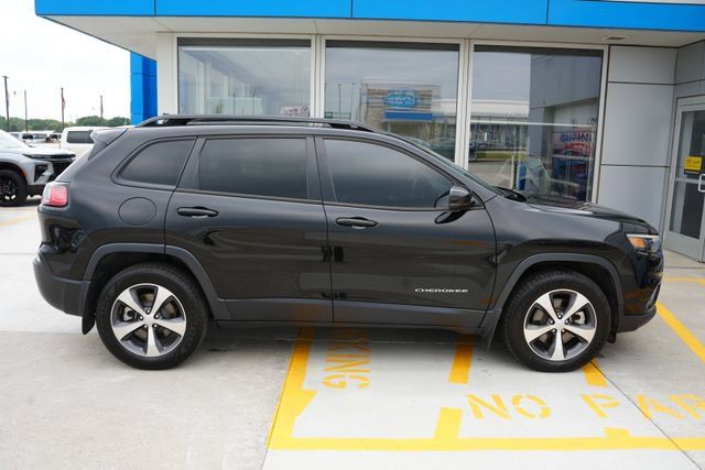 Used 2022 Jeep Cherokee Limited AWD/4WD image 32