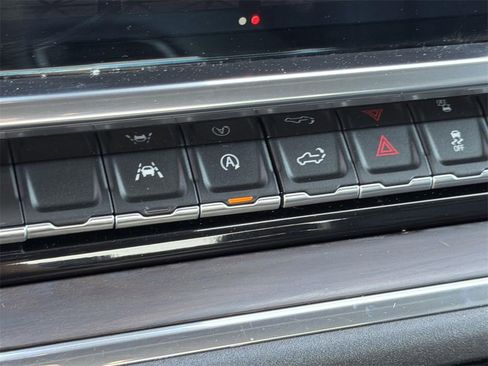 Used 2024 GMC Sierra 1500 SLT image 19