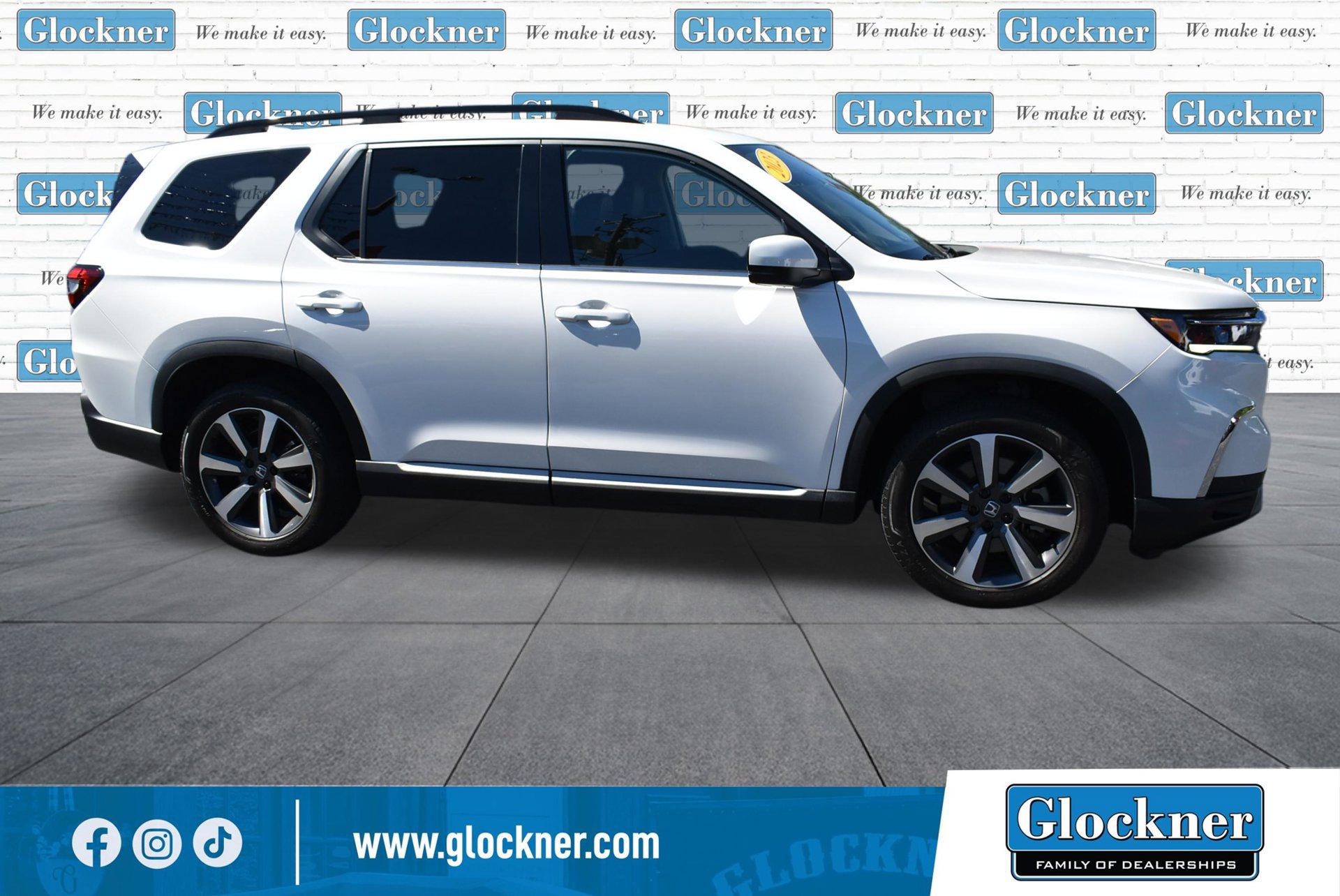 Used 2023 Honda Pilot Touring image 4