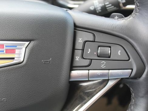 Used 2024 Cadillac Escalade Premium Luxury w/ Performance Package AWD/4WD image 26