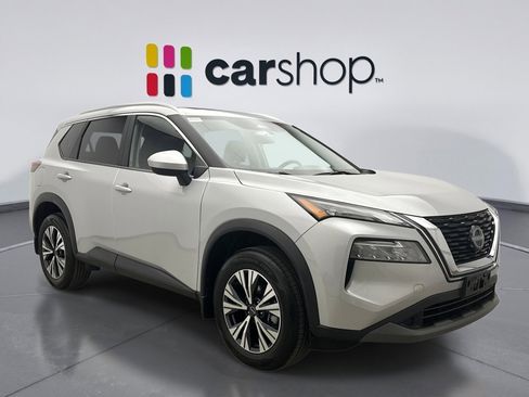Used 2023 Nissan Rogue SV w/ SV Premium B Package image 7
