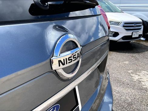 Used 2020 Nissan Rogue SV FWD image 31