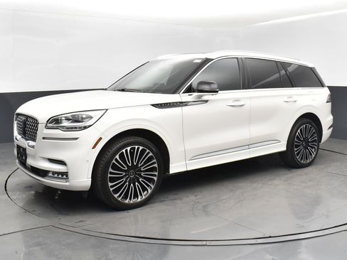Used 2023 Lincoln Aviator Black Label image 1