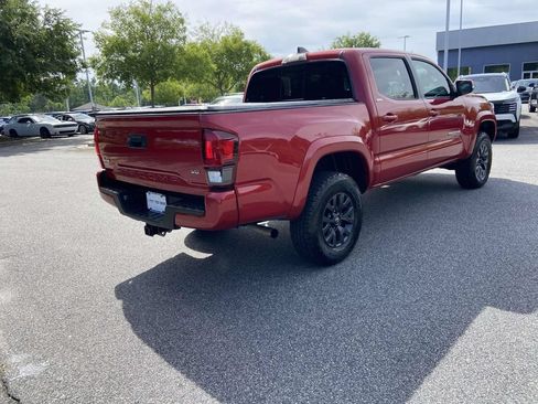 Used 2023 Toyota Tacoma SR5 w/ Technology Package AWD/4WD image 4