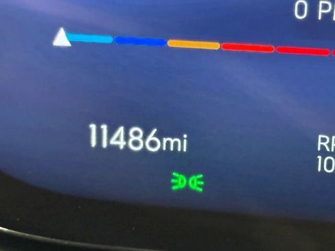 Used 2025 Buick Envision Preferred image 18