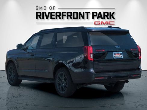 Used 2026 Ford Expedition Max Platinum w/ Stealth Appearance Package AWD/4WD image 5