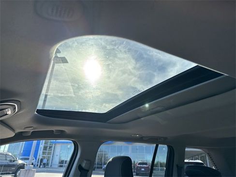 Used 2023 Jeep Grand Cherokee Laredo w/ Luxury Tech Group I image 23