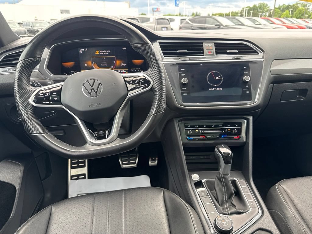 Used 2023 Volkswagen Tiguan SE R-Line AWD/4WD image 23