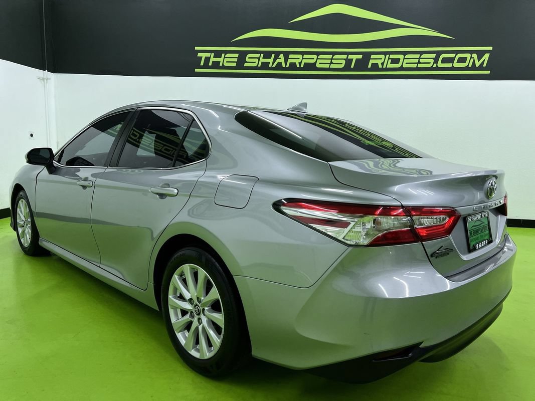 Used 2019 Toyota Camry LE FWD image 7