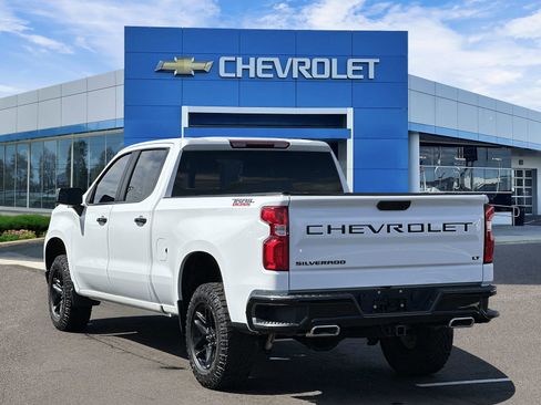 Certified 2023 Chevrolet Silverado 1500 LT Trail Boss w/ LPO, Dark Essentials Package AWD/4WD image 3