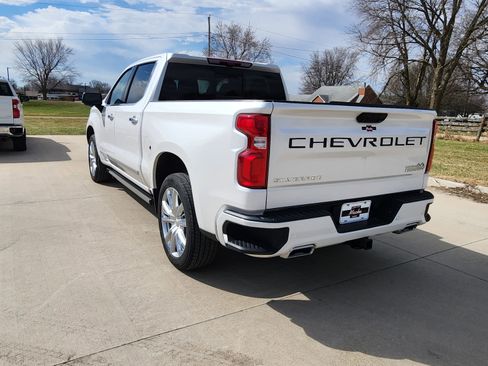 Used 2025 Chevrolet Silverado 1500 High Country w/ Technology Package image 7