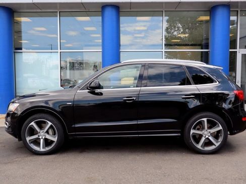 Used 2016 Audi Q5 3.0T Premium Plus w/ Technology Package AWD/4WD image 2