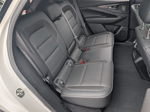 Used 2024 Chevrolet Blazer EV LT AWD/4WD image 20