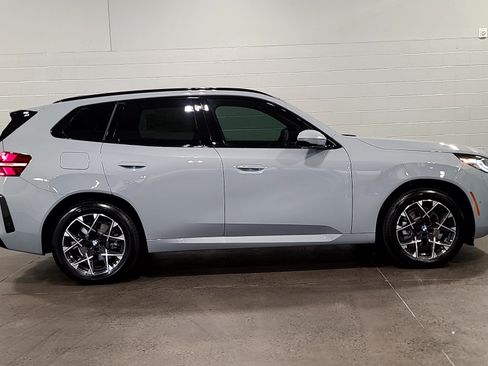 Used 2026 BMW X3 xDrive30i w/ M Sport Package AWD/4WD image 9