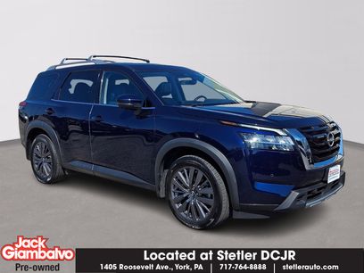 Used 2023 Nissan Pathfinder SL w/ SL Premium Package