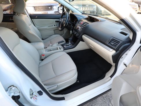 Used 2013 Subaru Crosstrek 2.0i Limited image 12