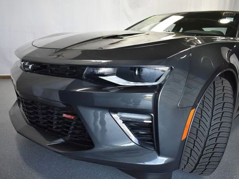 Certified 2018 Chevrolet Camaro SS RWD image 14