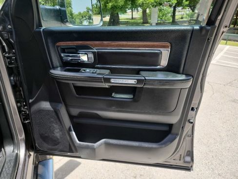 Used 2018 RAM 2500 Laramie AWD/4WD image 39