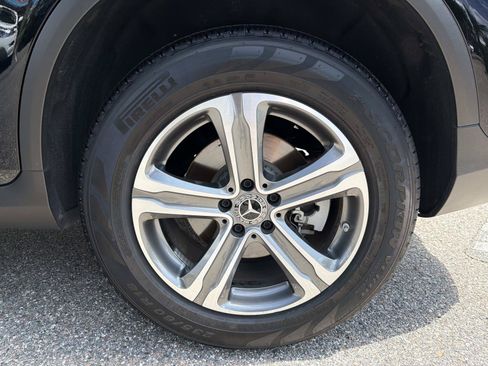 Used 2022 Mercedes-Benz GLC 300 image 10