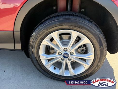 Certified 2018 Ford Escape SEL image 10