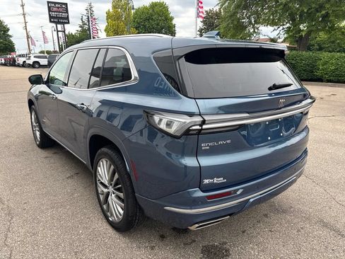 Certified 2025 Buick Enclave Avenir w/ Trailering Package, 5000 lbs. AWD/4WD image 7