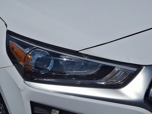 Used 2020 Hyundai Ioniq SE FWD image 8