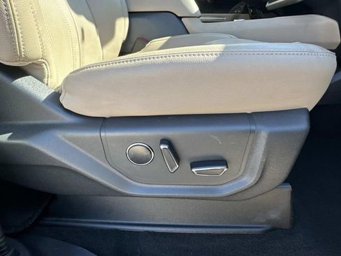 Used 2024 Ford Expedition Max Limited image 12