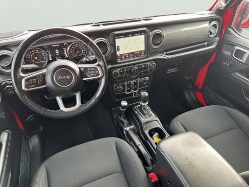 Used 2020 Jeep Wrangler Unlimited Sahara image 19