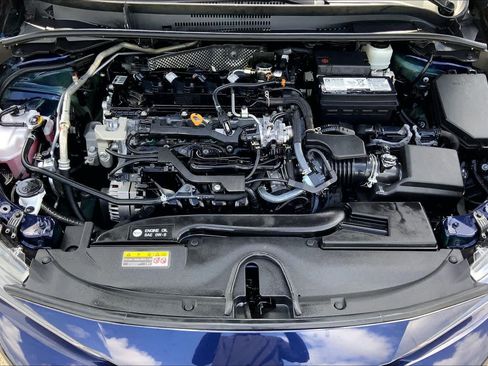 Used 2025 Toyota Corolla LE FWD image 31