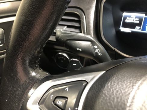 Used 2017 Ford Fusion Titanium image 22