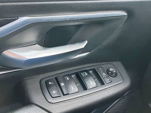 Used 2019 RAM 1500 Big Horn image 15