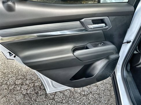 New 2026 GMC Terrain Elevation w/ Elevation Premium Package image 15