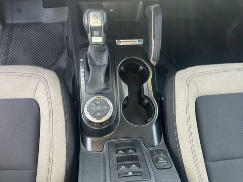 Used 2021 Ford Bronco Big Bend w/ Sasquatch Package image 15