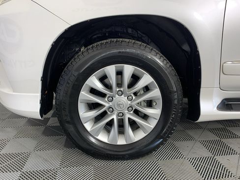 Used 2016 Lexus GX 460 w/ Premium Package AWD/4WD image 11