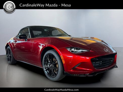 New 2026 MAZDA MX-5 Miata Club w/ Interior Package RWD image 1
