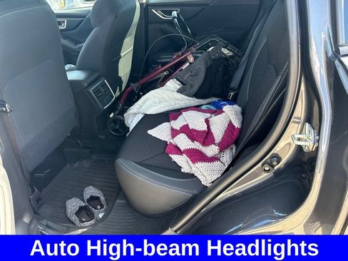 Used 2021 Subaru Forester Premium AWD/4WD image 14