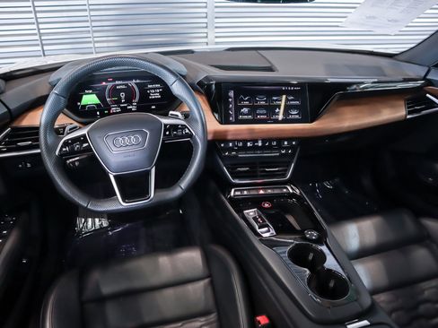 Used 2023 Audi e-tron GT Premium Plus AWD/4WD image 21