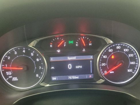 Used 2023 GMC Terrain AT4 image 23