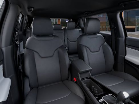New 2026 Jeep Compass Limited AWD/4WD image 17