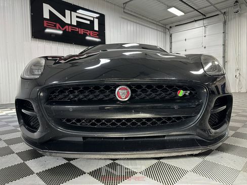 Used 2018 Jaguar F-TYPE R image 14