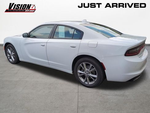 Used 2022 Dodge Charger SXT AWD/4WD image 3