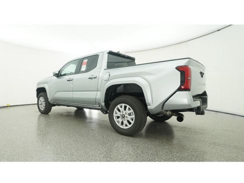 New 2025 Toyota Tacoma SR5 image 21