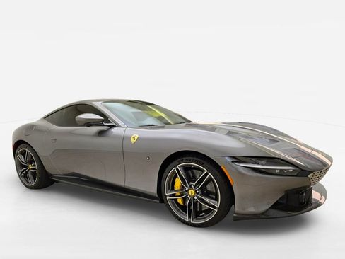 Used 2024 Ferrari Roma RWD image 3