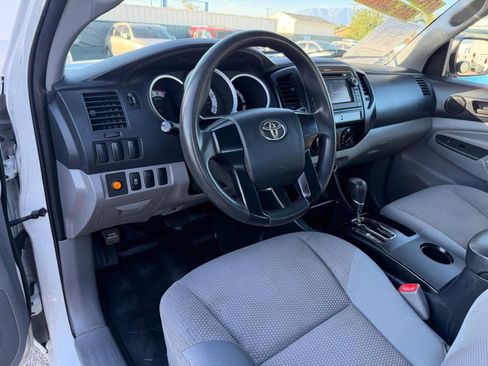 Used 2013 Toyota Tacoma 2WD Access Cab image 15