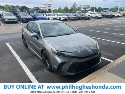 Used 2025 Toyota Camry SE w/ Multimedia Upgrade Package